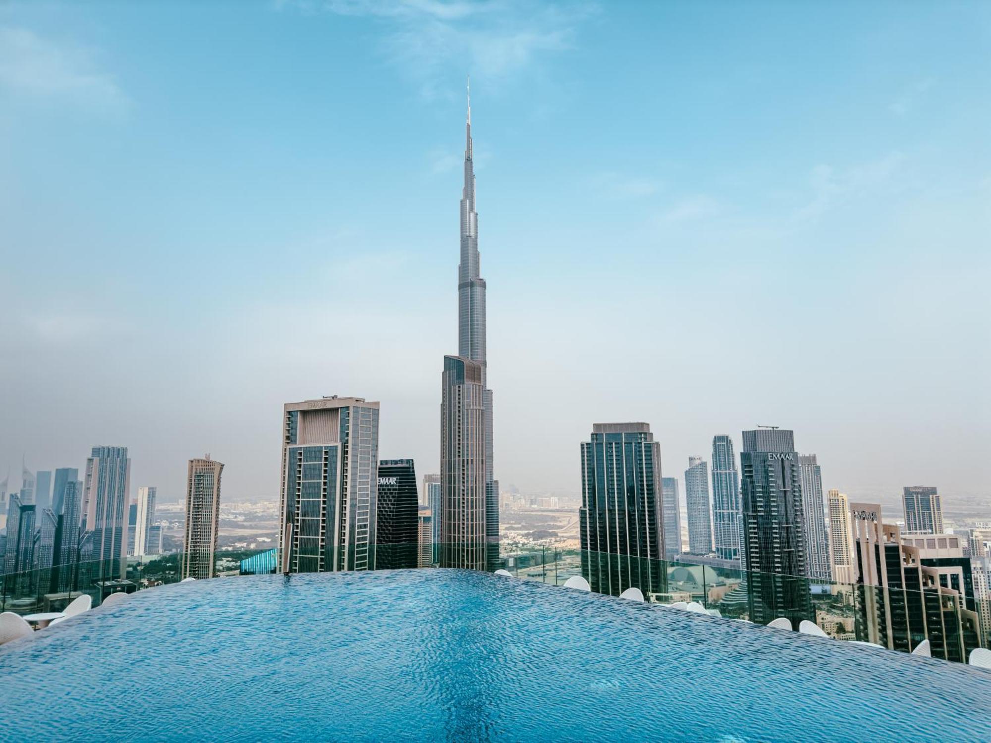 Aliving Luxe 2Br With Burj Khalifa View Infinity Pool Midtown-4704 Apartment Dubai Luaran gambar